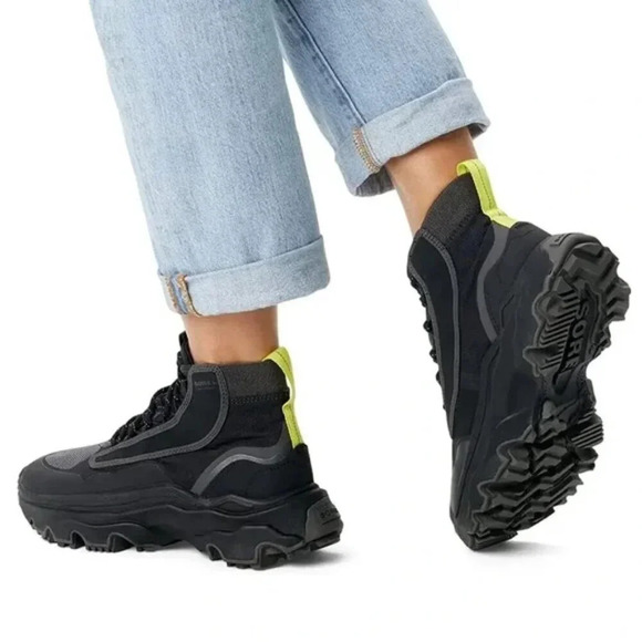 Sorel Women's Kinetic Breakthru Venture Mid Waterproof Winter Sneaker. Sz: 8.5 - Picture 1 of 12